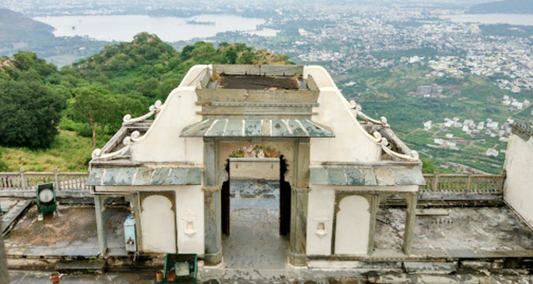 Sajjangarh: The Monsoon Palace in Udaipur